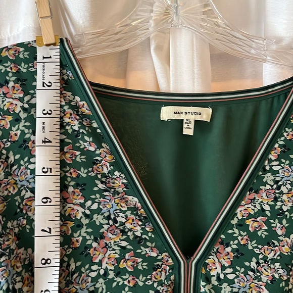 Max Studio Green Floral Smocked Dress - Picture 2 of 6